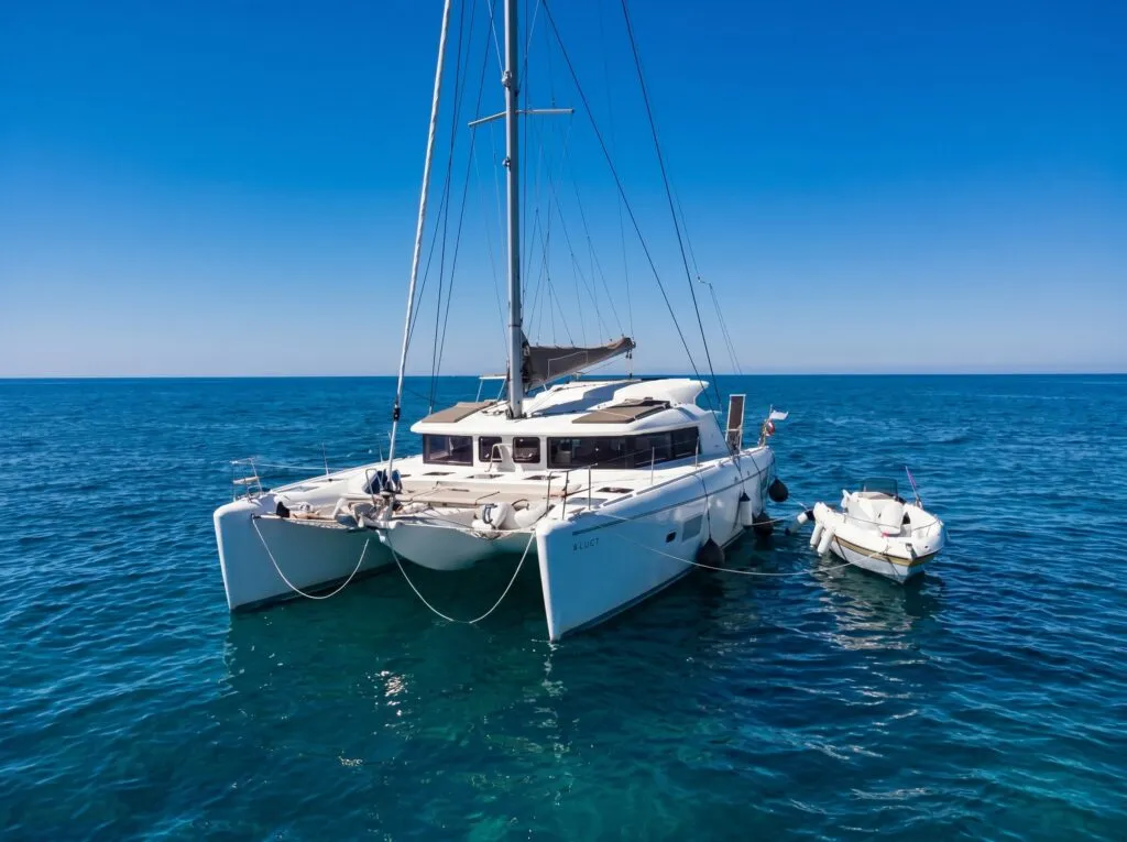 LAGOON 421