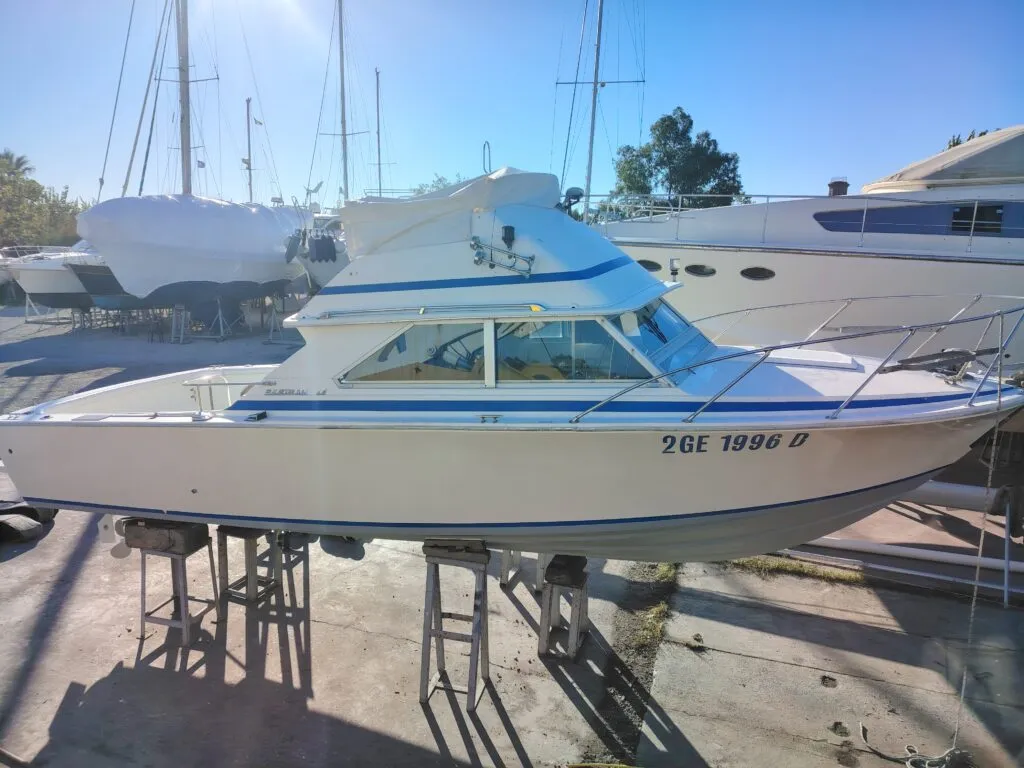 BERTRAM 28