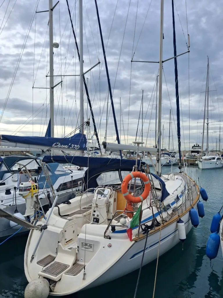 BAVARIA 42